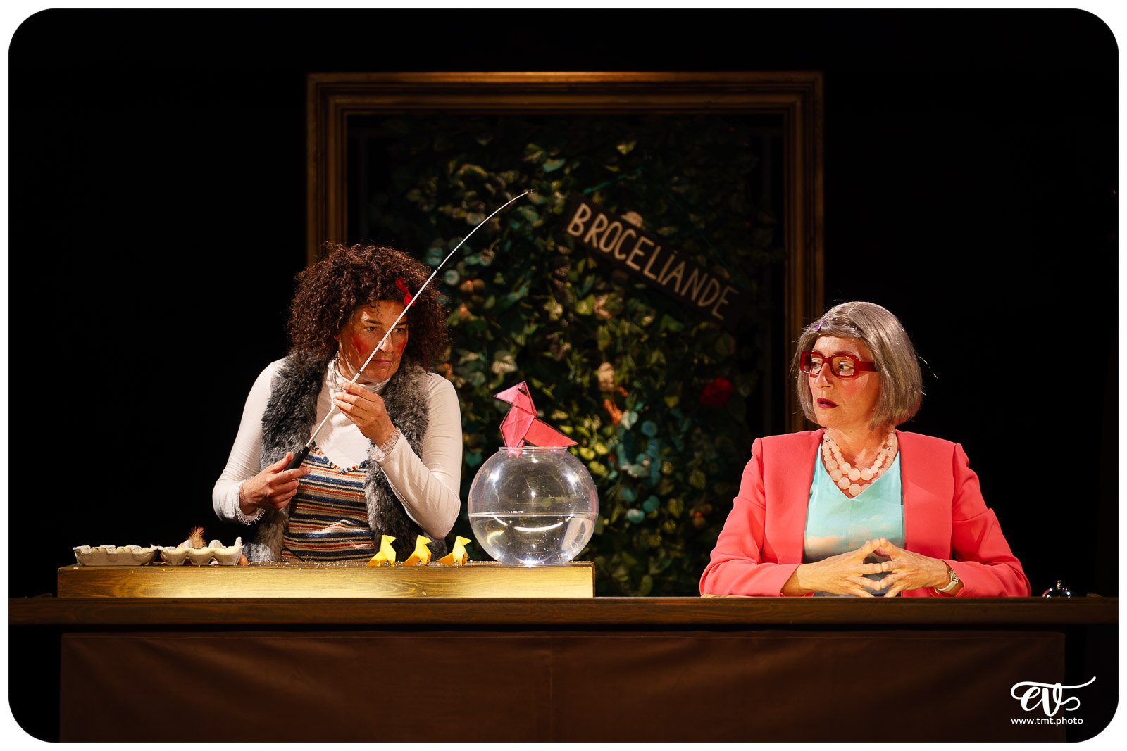 ON VOUS RACONTE DES HISTOIRES (CIE DU DÉTOUR)